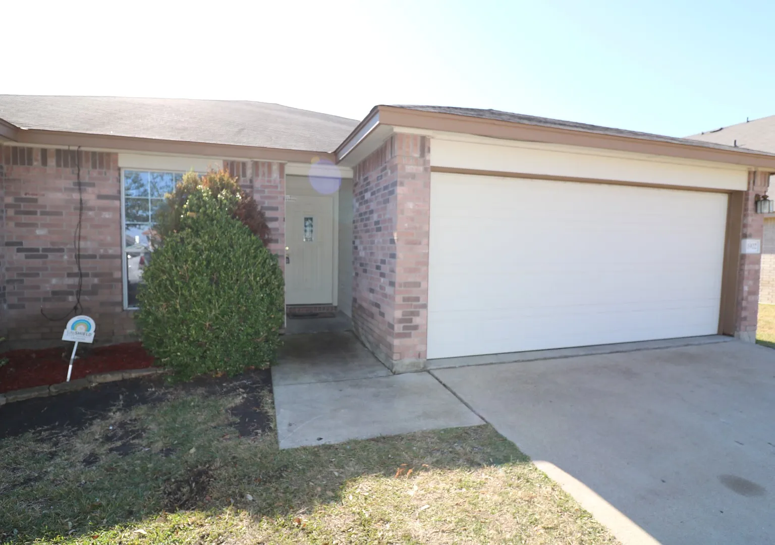 3 bed, 1554 sqft, $1,575 — Photo 3