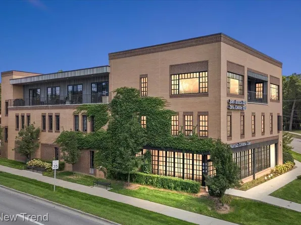 804 N Main St #2H, Rochester, MI 48307