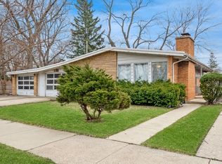 8645 Frontage Rd, Skokie, IL 60077
