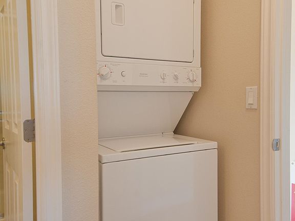 3rd image of 3535 Madison Ave Unit 213