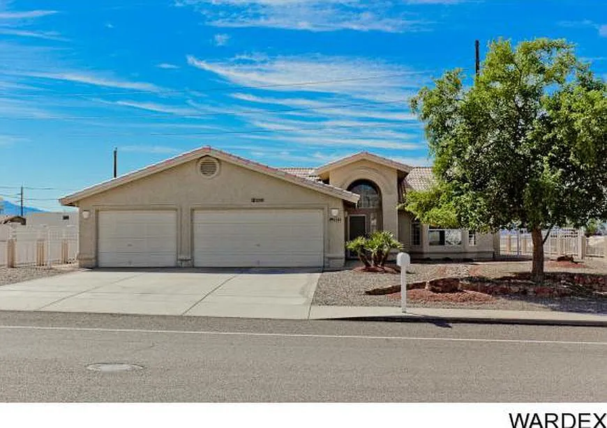 Palo Verde Blvd N, Lake Havasu City — Photo 1