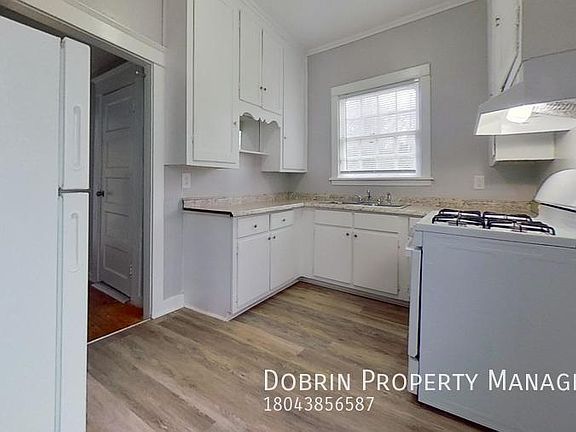 3rd image of 2414 Lancelot Ave