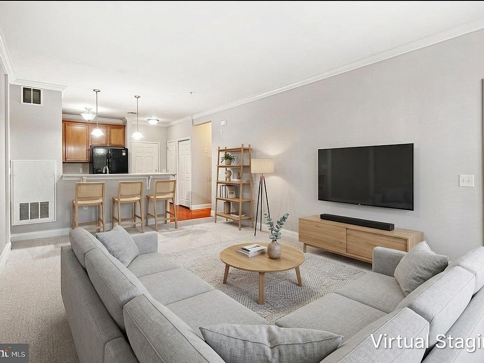 1st image of 200 W Elm St Suite 1226