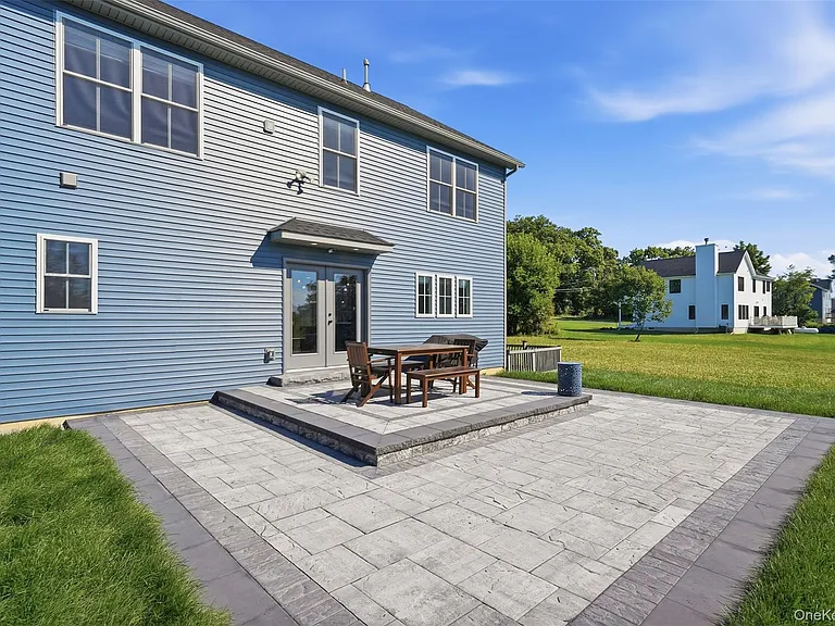 112 Pine Grove Rd — Photo 34
