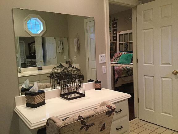 5th image of 1125 W Diamond Cir
