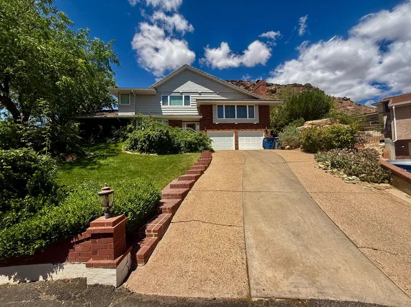 1415 Hopi Cir, Saint George, UT 84790