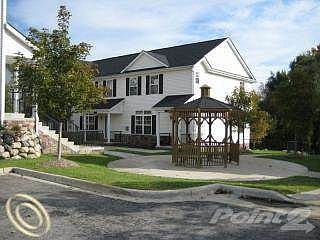 5th image of 905 Creekwood Ln #1
