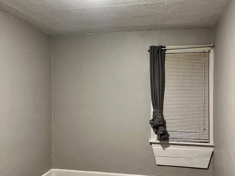 1009 Bellevue Dr — Photo 8