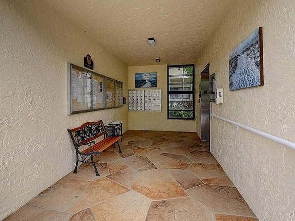 4th image of 7290 Ashford Place #404