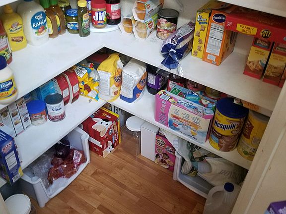 Pantry 
