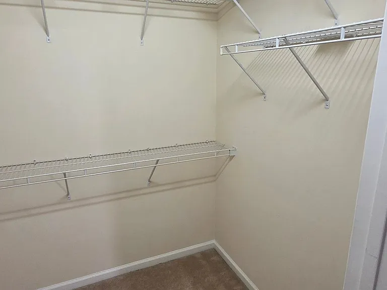 130 Shallowford Reserve Dr #303 — Photo 6