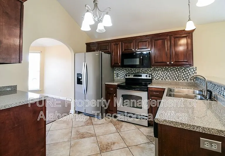 201 Wexford Way — Photo 8