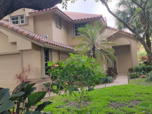 507 Misty Oaks Dr, Pompano Beach, FL 33069