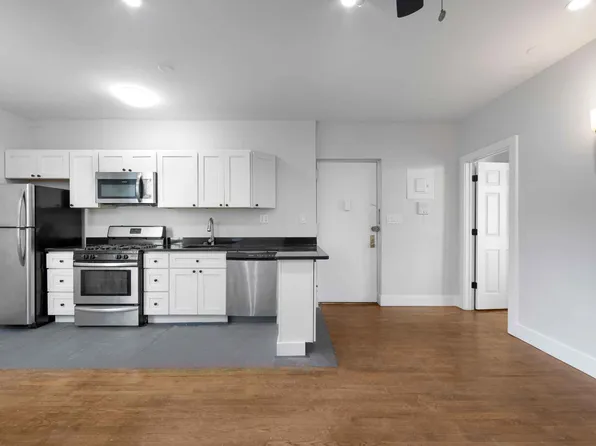 1186 Putnam Avenue image 1 of 7