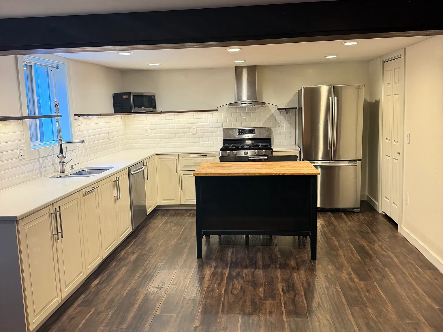 1 bed, 760 sqft, $1,600 — Photo 2