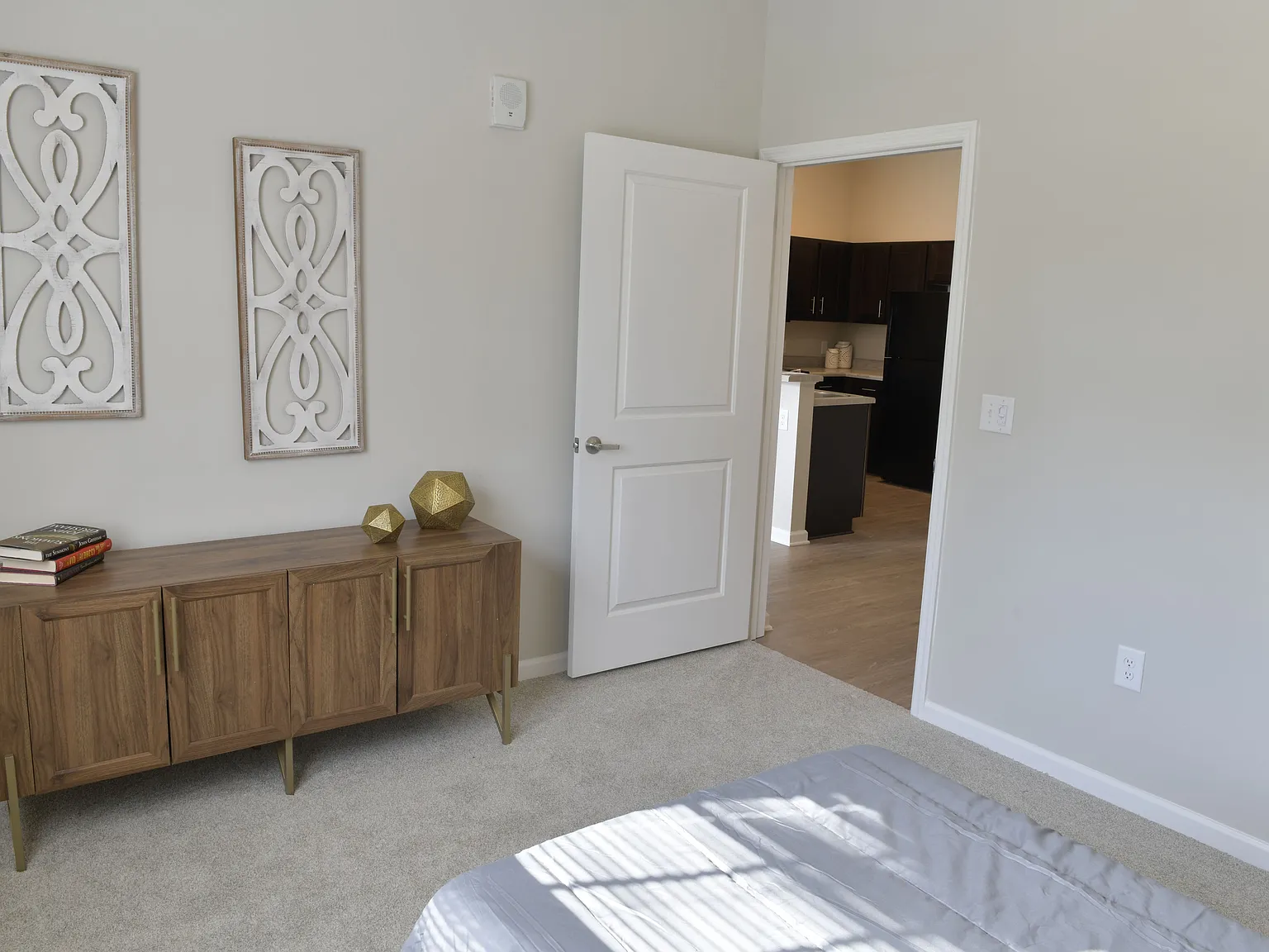 Ash Branch Manor — Photo 4