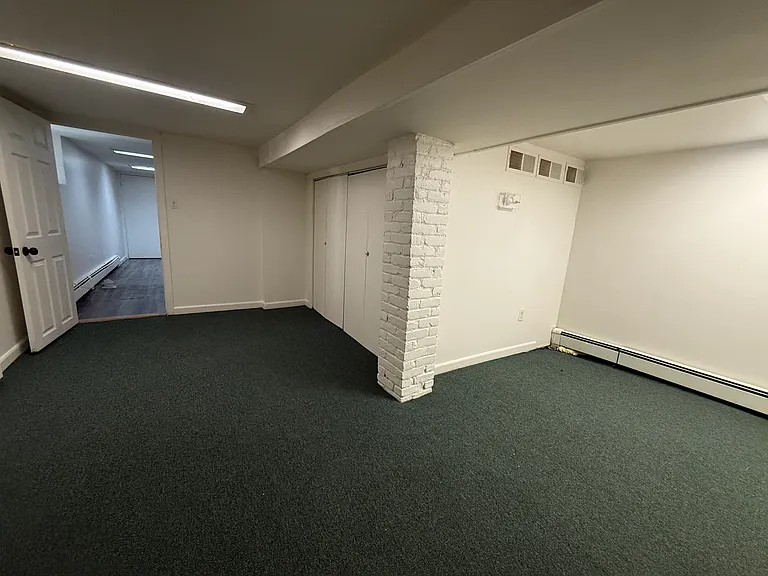 142 Kearney St #B — Photo 15