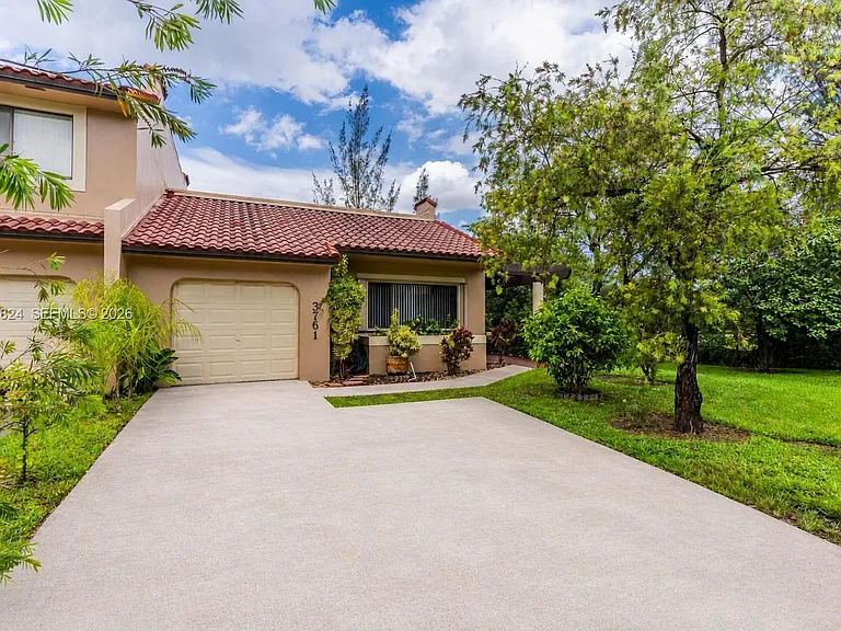 3761 Alcantara Ave #A-79 — Photo 3