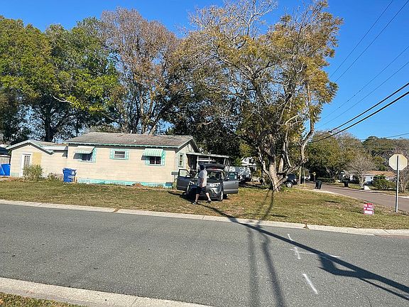 4th image of 1831 32nd Ave N