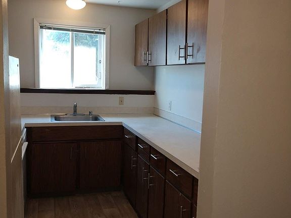 3rd image of 24021 25th Ave S APT 4