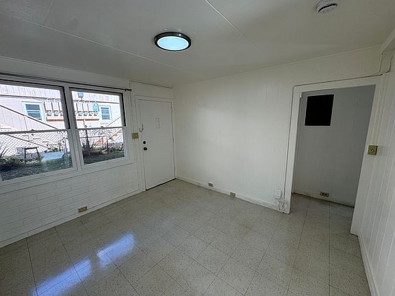 3rd image of 1445 Pensacola St APT 1
