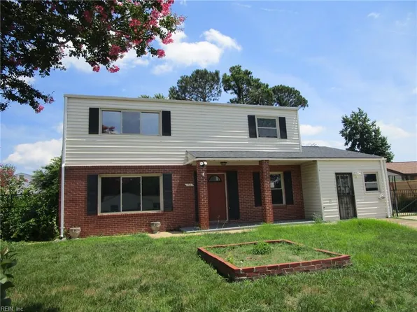 72 Banister Dr, Hampton, VA 23666