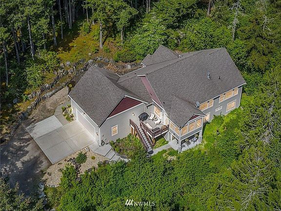3rd image of 6249 33rd Ln NE