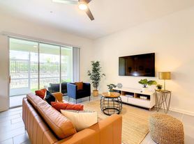 8883 Cabot Cliffs Dr