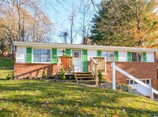 793 Clifton Rd, Bethel Park, PA 15102