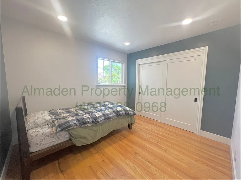 6274 Tillamook Dr — Photo 11