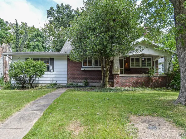 1045 Tuxedo Blvd, Saint Louis, MO 63119