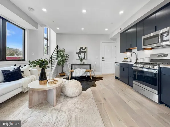 1026 18th St NE #Penthouse 7, Washington, DC 20002