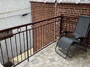 28-01 33rd Ave #3R, Astoria, NY 11106