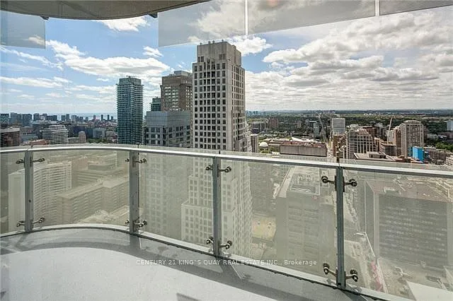 1 Bloor St E #4010 — Photo 11