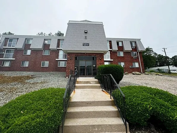 300 Smithfield Rd #B2-7, Providence, RI 02904