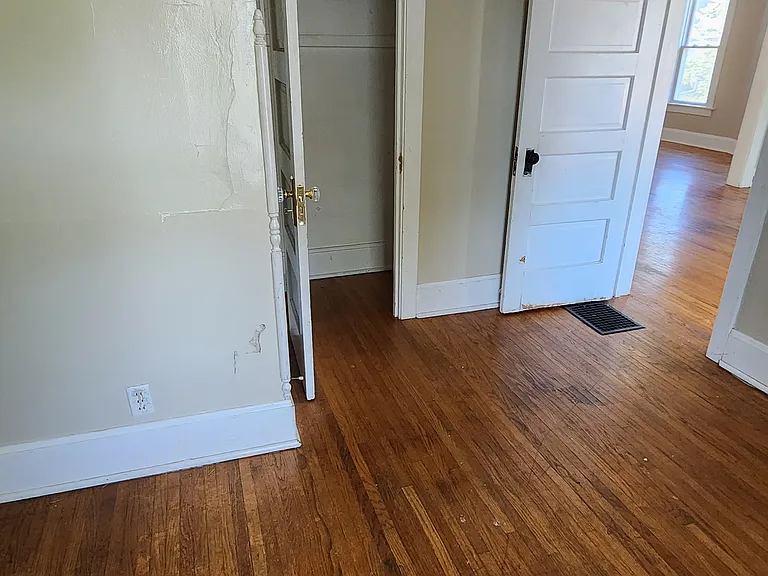 1206 S Galena Ave — Photo 17
