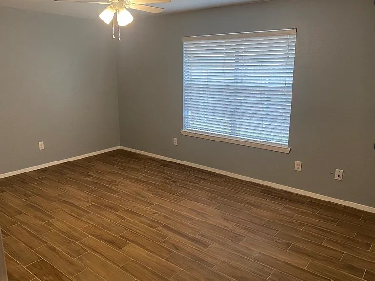 7695 Sable Ln — Photo 9