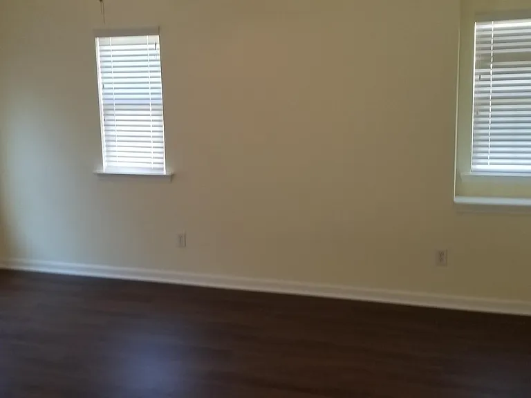 2761 Groovers Lake Point — Photo 16