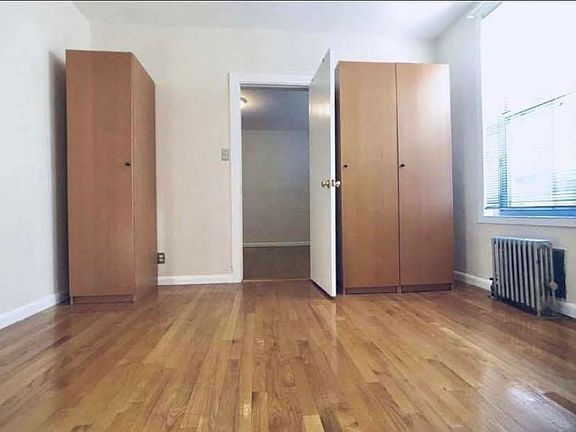 5th image of 31-38 35th St #1R