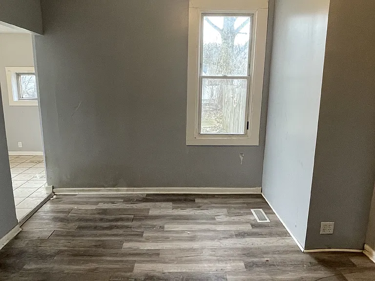 139 N Water Ave #2 — Photo 25