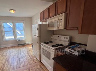 142 Park Ave APT 10, Portland, ME 04101