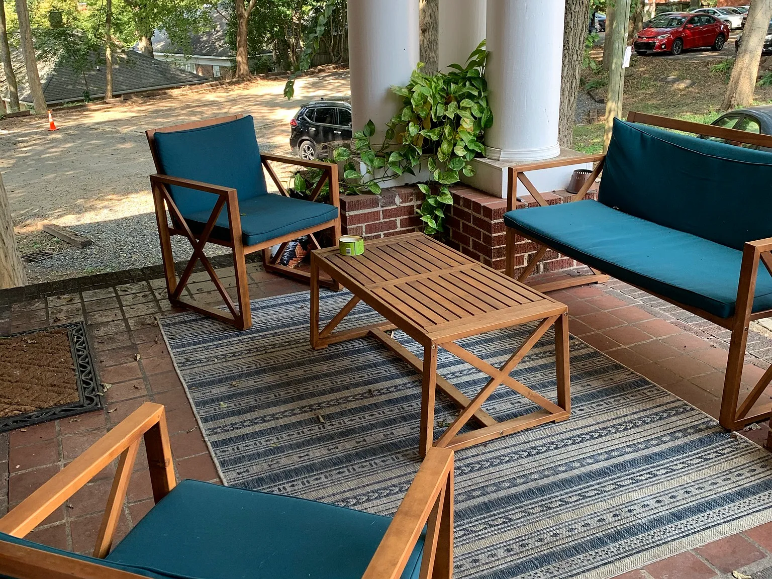 Virginia Court Apartments — Photo 1