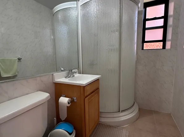 144-64 Sanford Avenue image 9 of 18