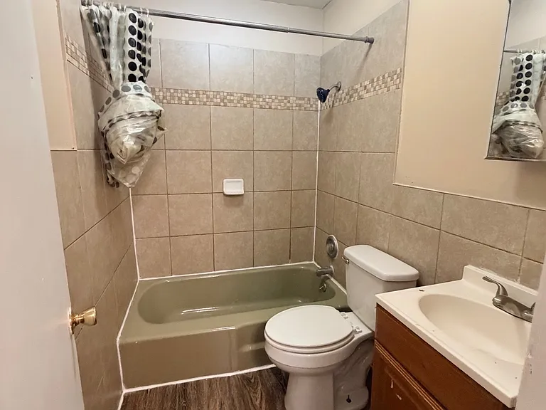 1016 Franklin St #3 — Photo 8