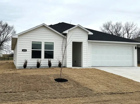 430 Riggs St, Prairie Grove, AR 72753