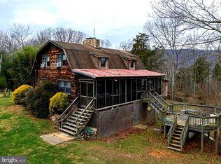 421 Beylors Ferry Rd, Rileyville, VA 22650