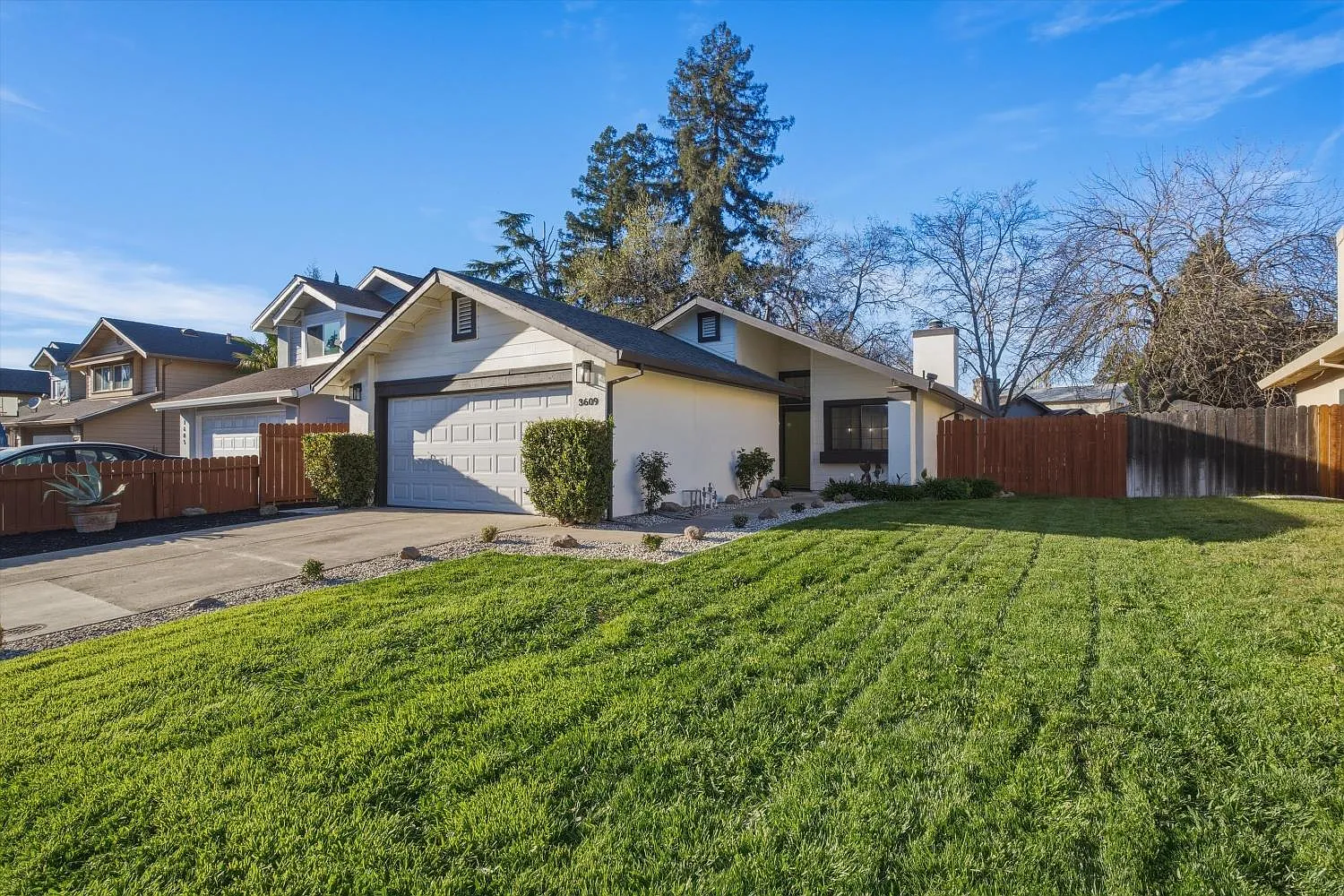 3609 Rio Pacifica Way photo 1