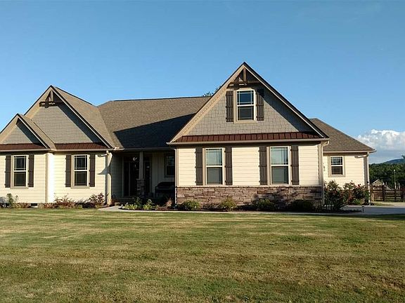 2nd image of 1 Bolero Ln