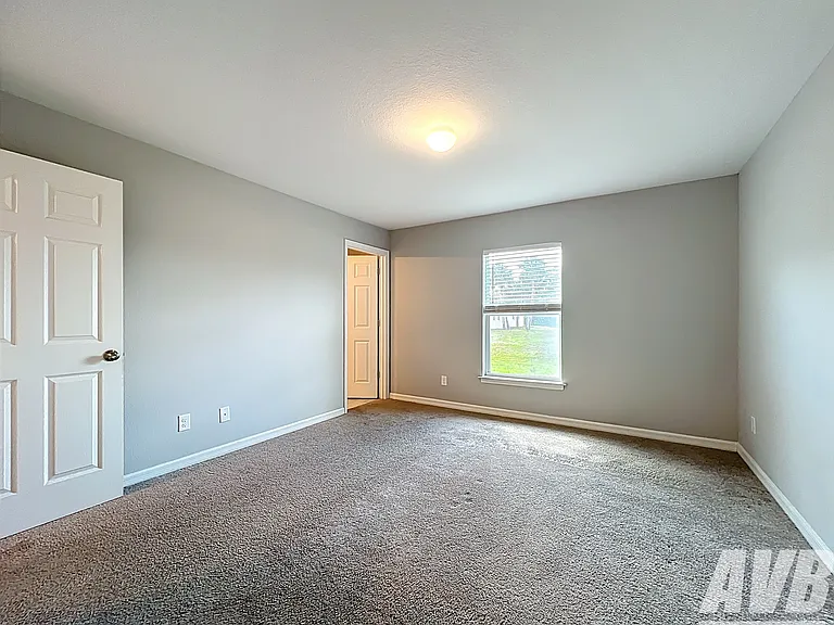 5248 Bond Rd — Photo 33