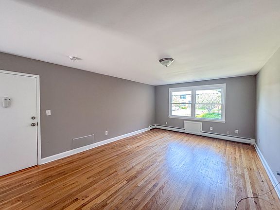 4th image of 311 Blake St #54